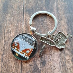 VW camping life keychain